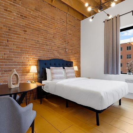 The Little Prince Rooms-Old Montreal Exterior photo